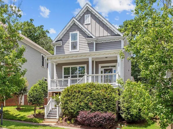 220 W Winmore Ave, Chapel Hill, NC 27516