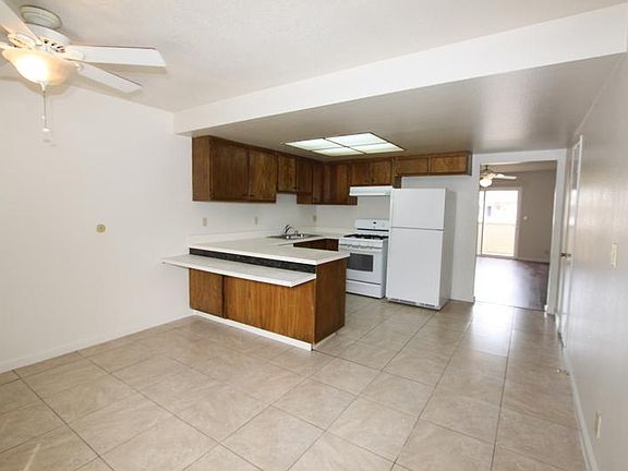 4th image of 1715 De Marietta Ave #3