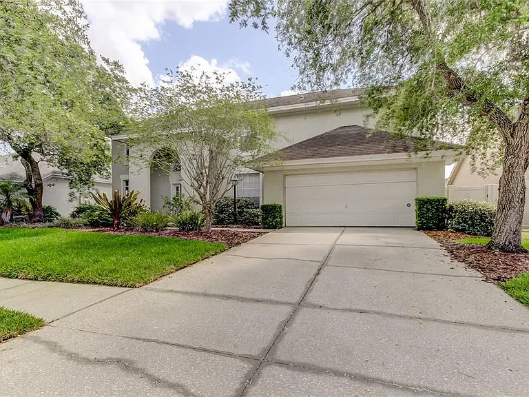 9401 Woodbay Dr — Photo 1