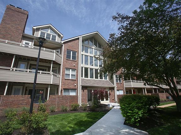 3rd image of 1010 Thoreau Ct APT 105