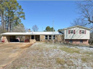 913 J C Mauldin Hwy, Killen, AL 35645