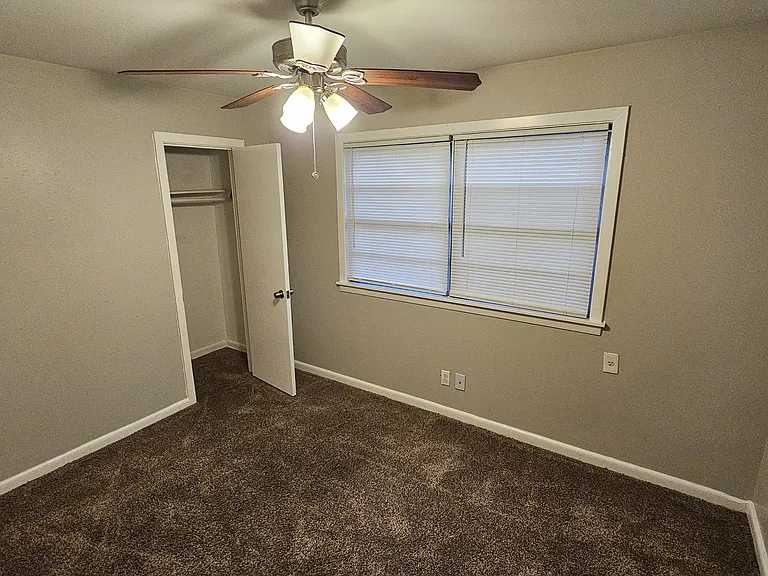 7325 Boggess Rd — Photo 14