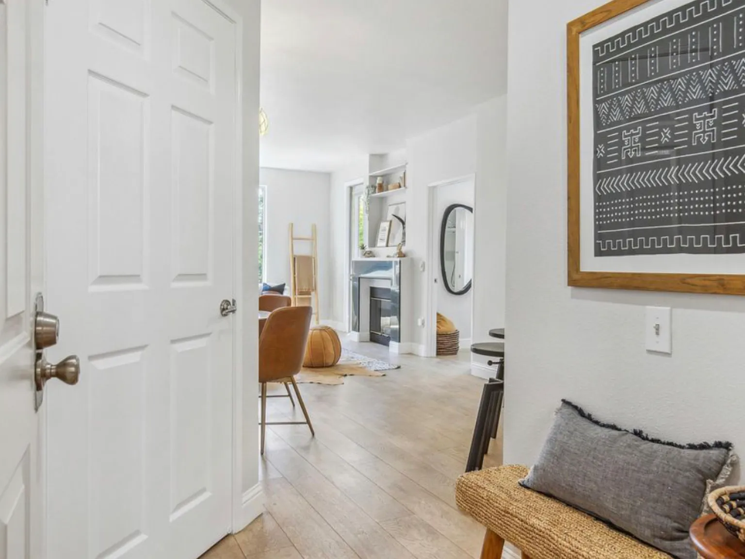 1 bed, 773 sqft, $2,985 — Photo 2