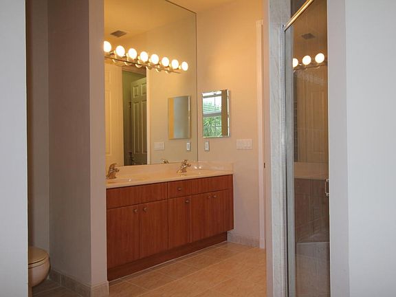 2nd image of 6393 Bella Cir