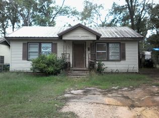 804 Travis Ave, Longview, TX 75602