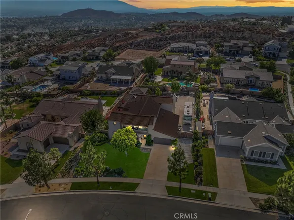 2772 Wycliffe St, Corona, CA 92879