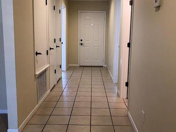 4th image of 602 Mesa Springs Cir