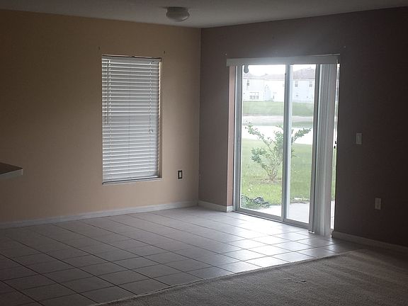 3rd image of 10507 Boyette Creek Blvd