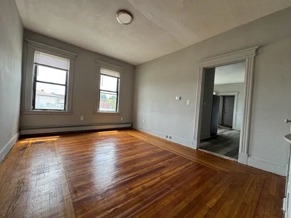 719-725 Wethersfield Ave #3BS, Hartford, CT 06114
