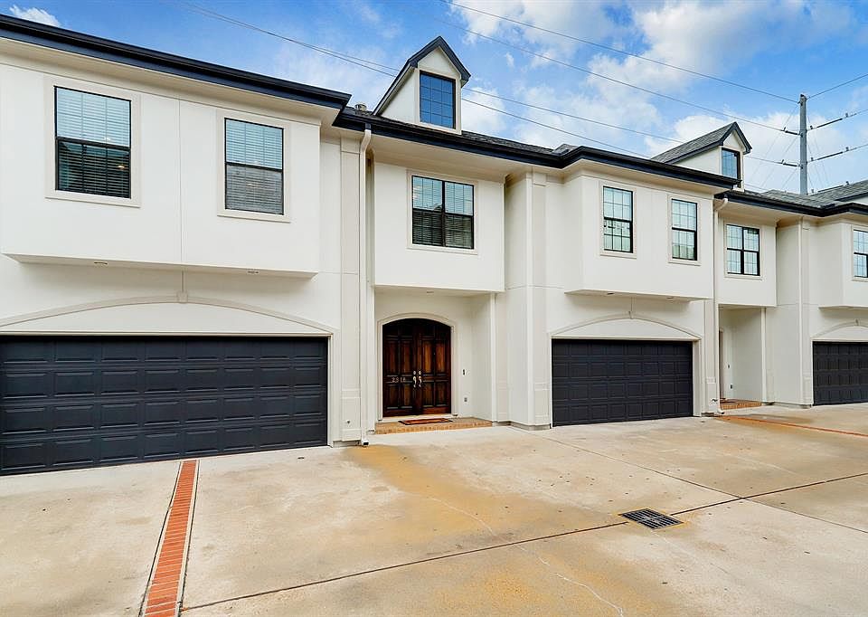 1st image of 2818 Bering Dr