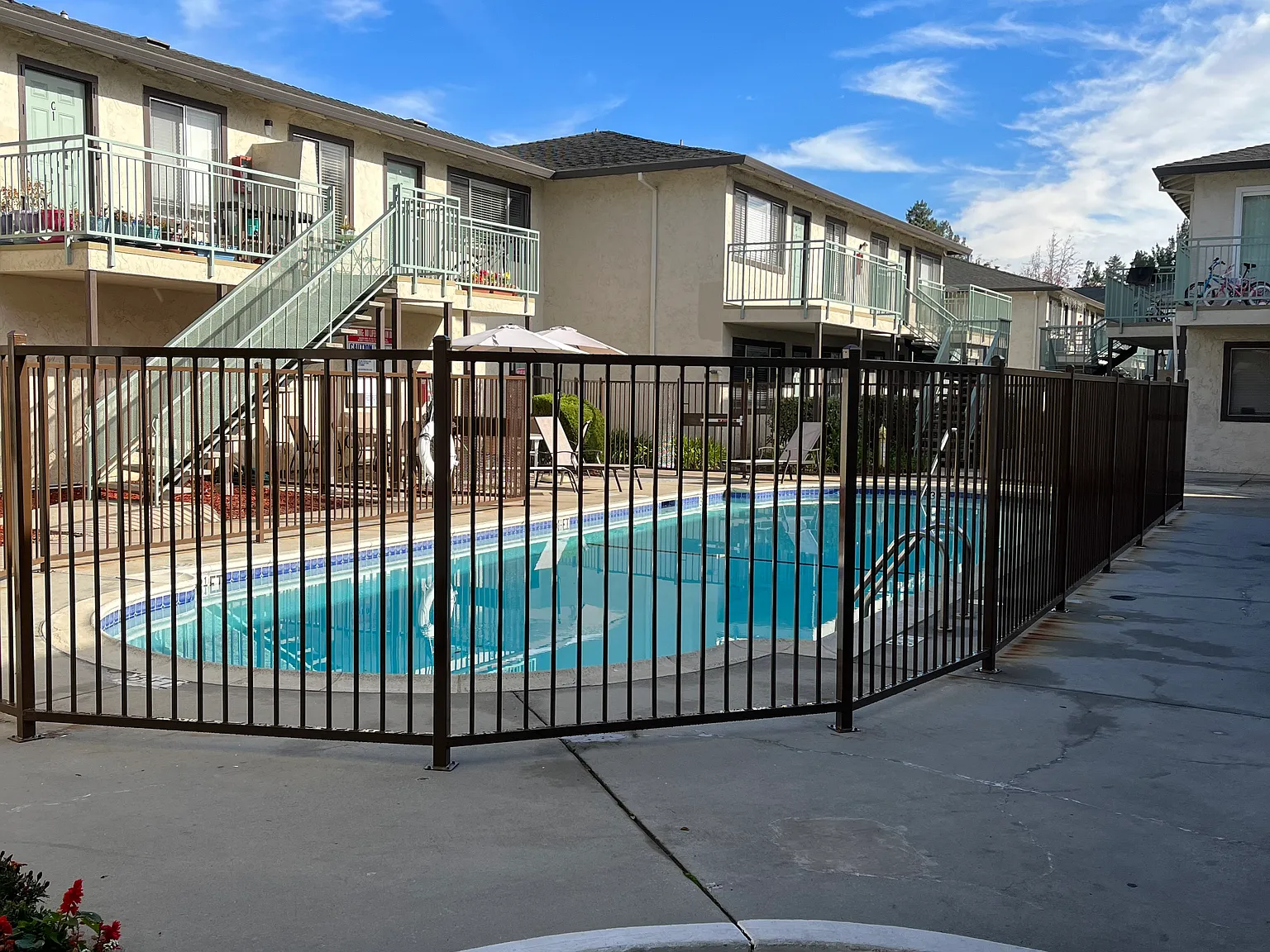 Sara Vale Apartments — Photo 2