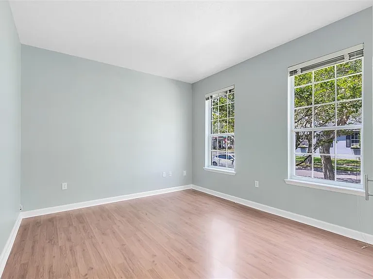 3813 Goldenglow Dr — Photo 4