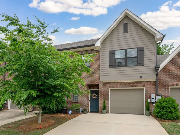 421 Sunbelt Dr, Bessemer, AL 35022