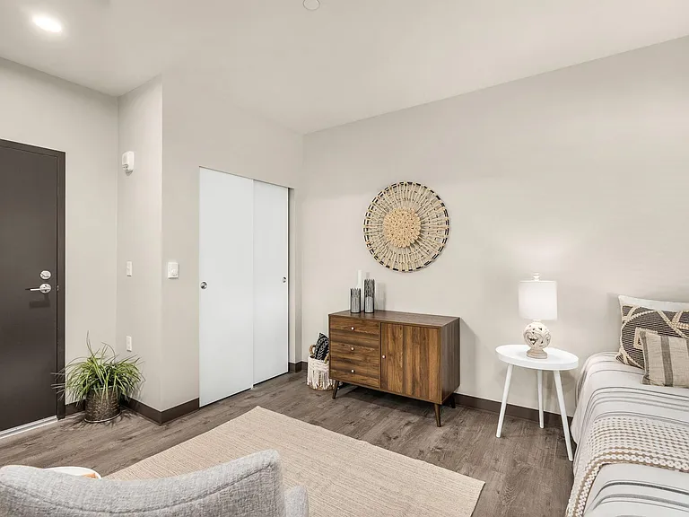 4029 Rainier Ave — Photo 13