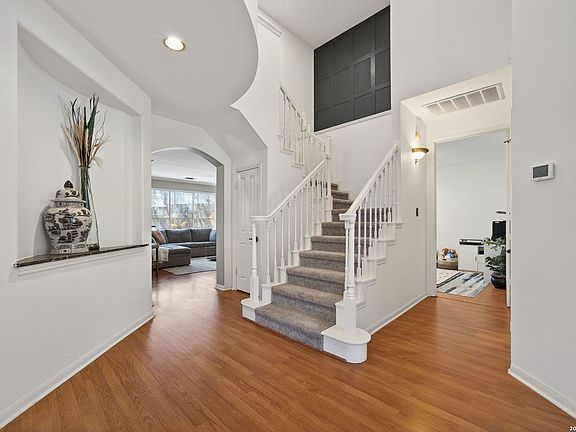 5th image of 3819 Cove Meadow