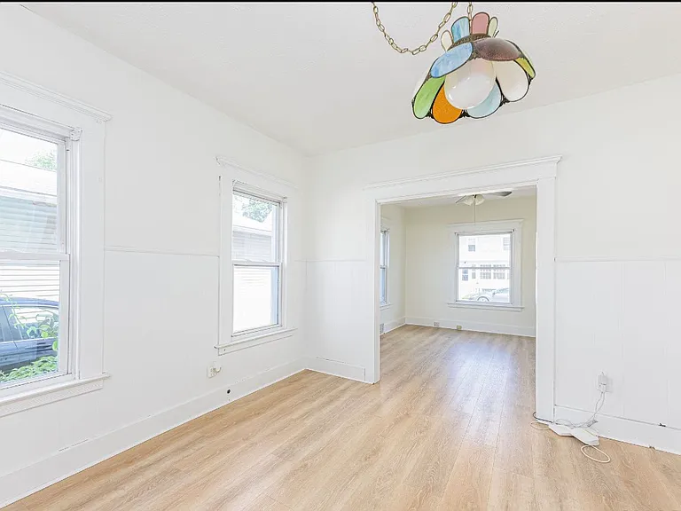 176 Leete St #1 — Photo 6