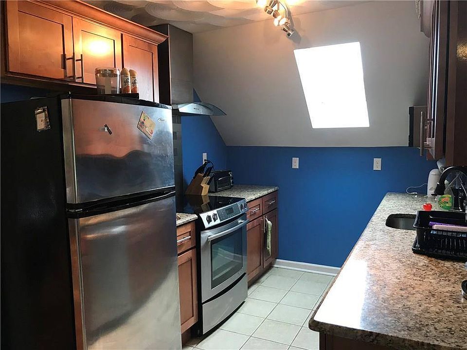 1st image of 9 Glen St