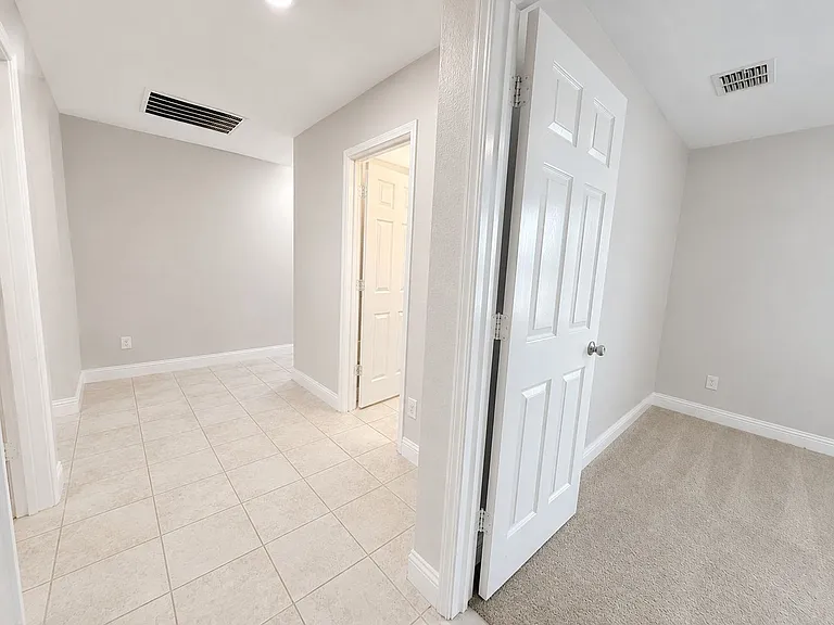 2605 Wesley Ave — Photo 14