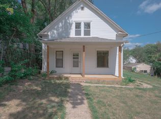 1519 W 1st St, Sioux City, IA 51103