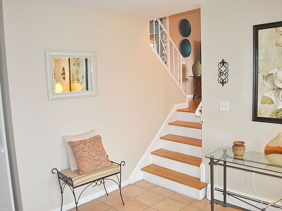 2nd image of 1822 Blossom Ct