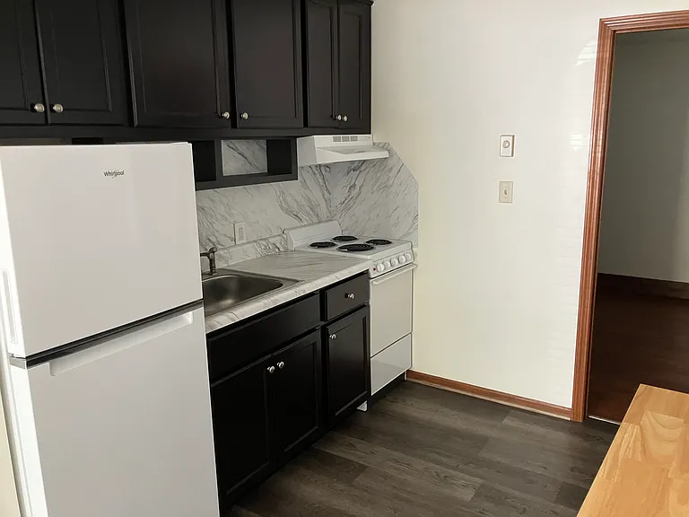 945 Gasche St #1 — Photo 2