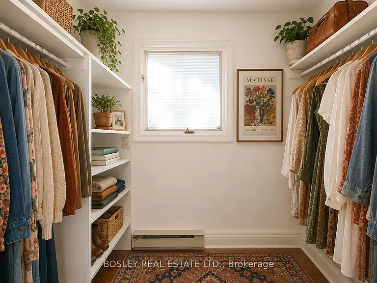 12 Meredith Cres #UPPER — Photo 16