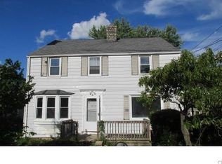 19 Auburn St, Danbury, CT 06810