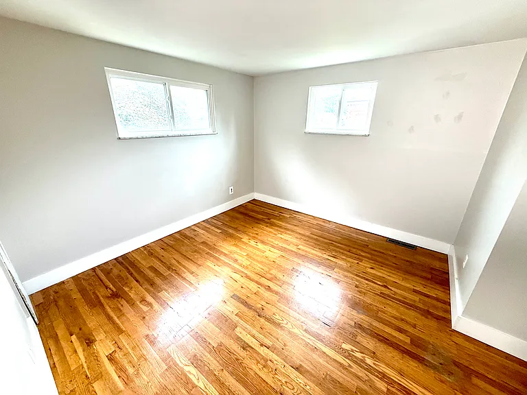 934 Woodhill Dr — Photo 11