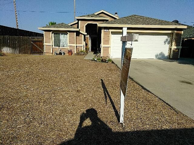 1st image of 3816 Longhorn Ln