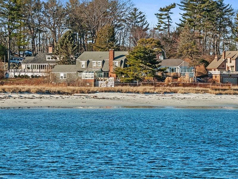 76 Beach Hill Rd, New Castle, NH 03854 Zillow