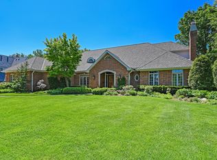 638 W Hickory St, Hinsdale, IL