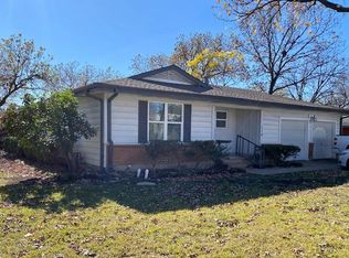 4928 Roxie St, Haltom City, TX 76117