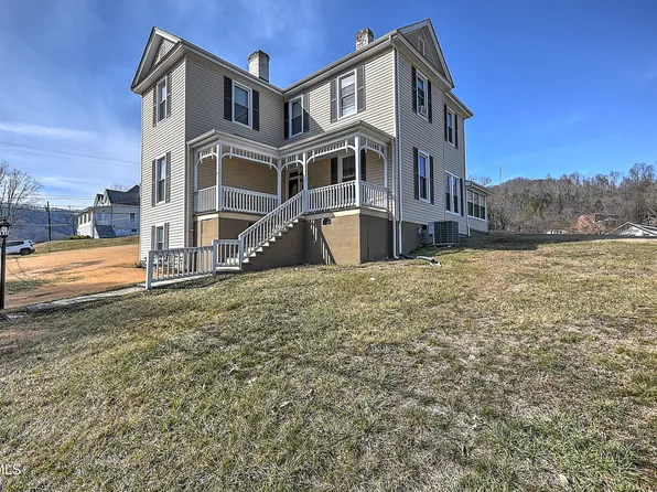 196 Cypress St, Gate City, VA 24251