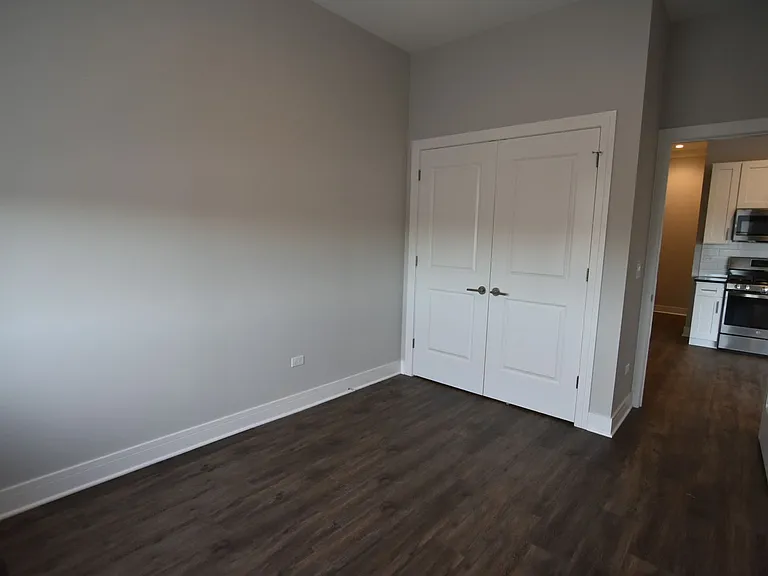 927 W. Irving Park — Photo 51