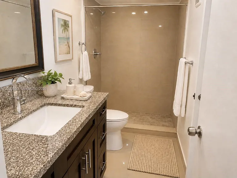 100 Lakeview Dr #316 — Photo 8