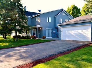 9381 Polaris Ln N, Maple Grove, MN 55369