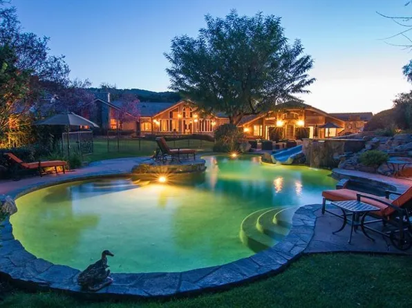 10600 Ojai Santa Paula Rd, Ojai, CA 93023