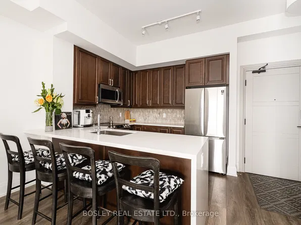 1 Hume St S #310, Collingwood, ON L9Y 1W7