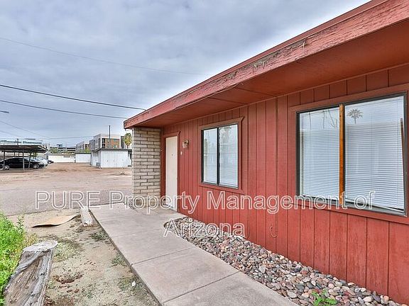 4th image of 810 W 2nd St #C