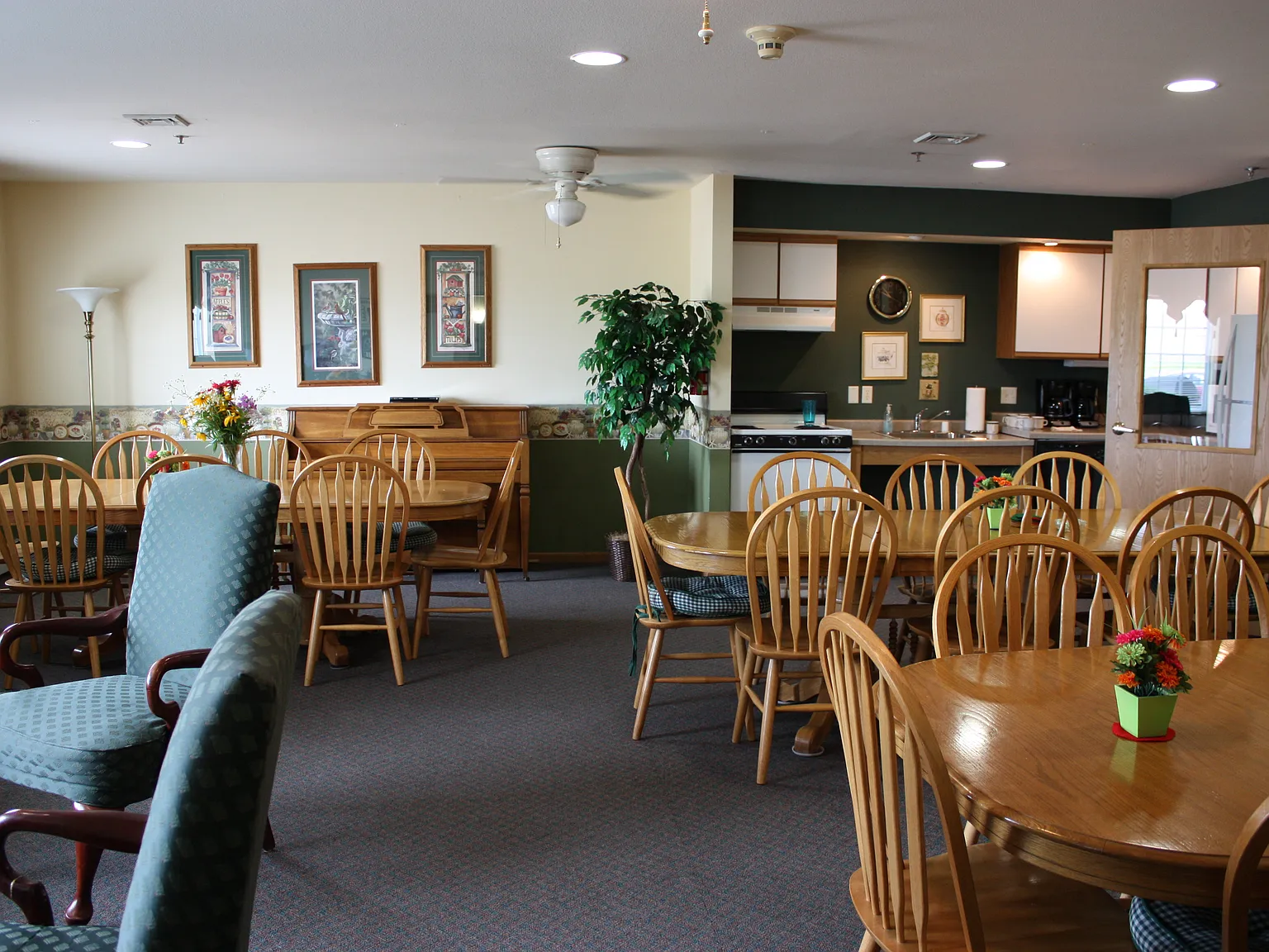 Rosewood Glen Senior Apartments — Photo 3