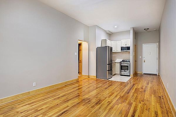 1st image of 109 E 73rd St APT 5A