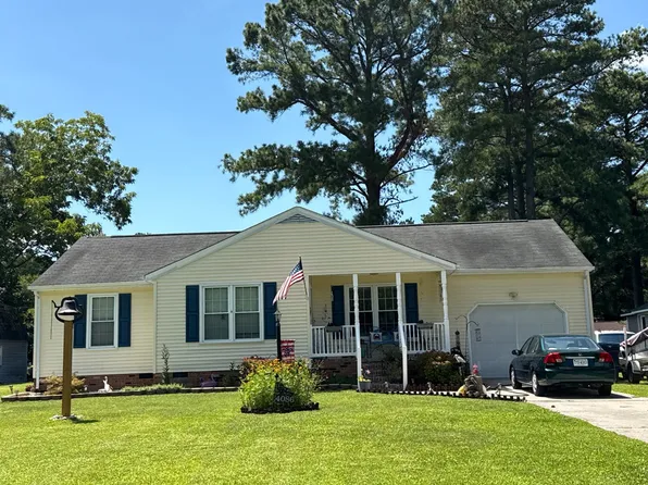 4086 Park St, Hayes, VA 23072