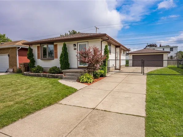 121 Saint Felix Ave, Cheektowaga, NY 14227