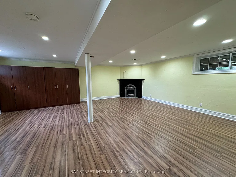 1339 Pinegrove Rd — Photo 20