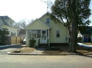 27 Fullerton St, Springfield, MA 01151