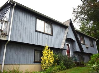 82 Lourmel St, Bridgeport, CT 06606