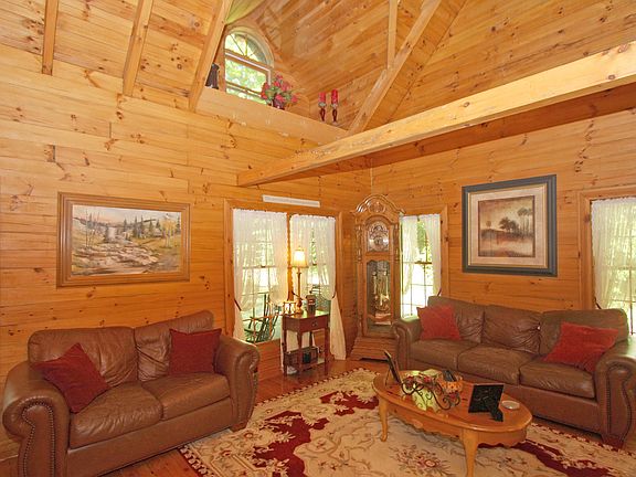 4th image of 366 Floralwood Dr