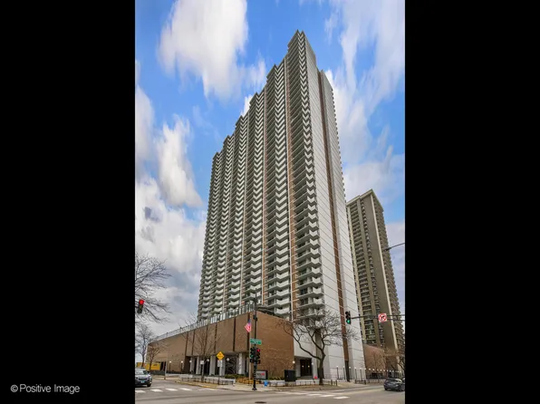 6033 N Sheridan Rd APT 32G, Chicago, IL 60660