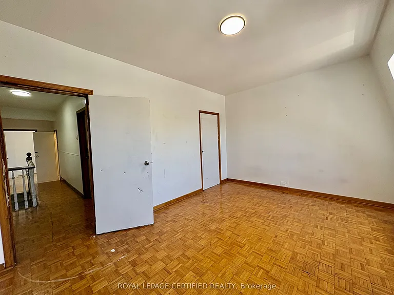 36 Mitchell Ave — Photo 24
