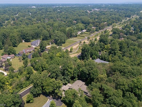 2nd image of 28726 Gates Mills Blvd